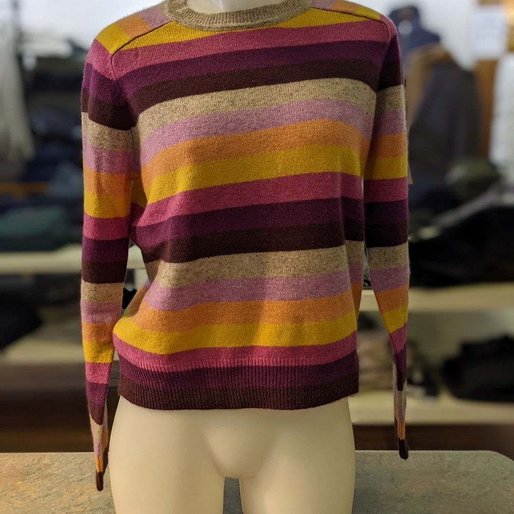 Velvet Pure Cashmere Sweater XS BNWT with flaws see photos